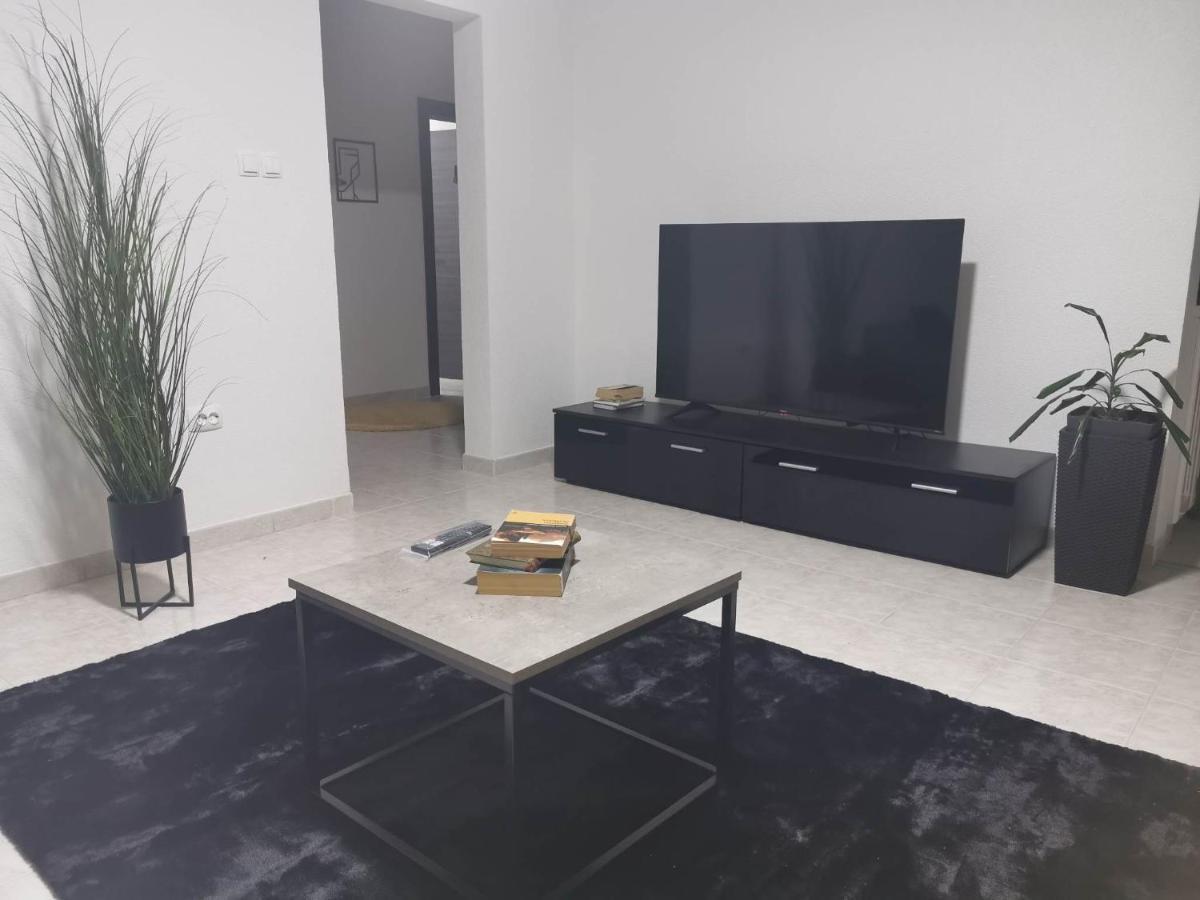 Guesthouse Nadia Zengg Kültér fotó